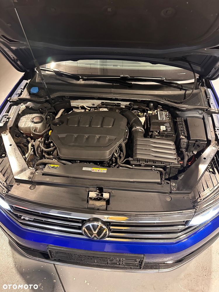 Volkswagen Passat - 23