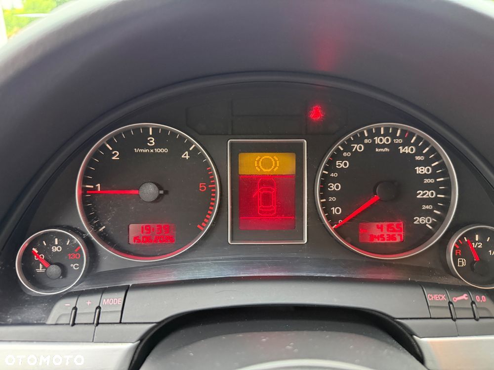 Audi A4 Avant 2.0 TDI - 17