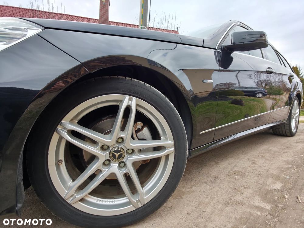 Mercedes-Benz Klasa E - 24