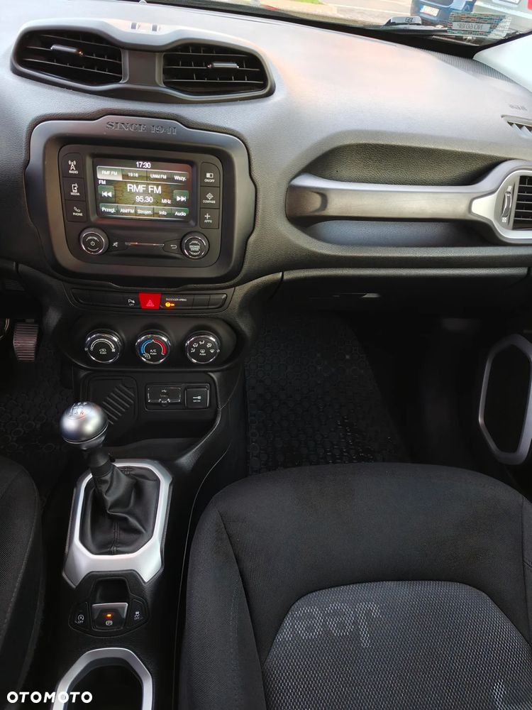 Jeep Renegade 1.6 E-TorQ Longitude FWD - 12