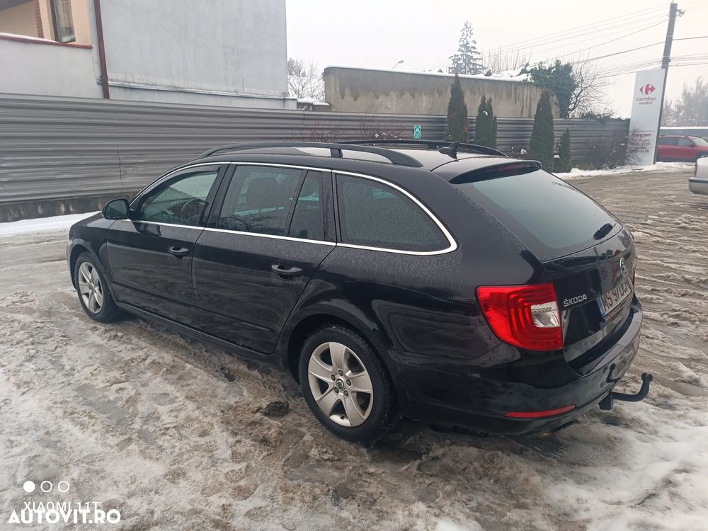 Skoda Superb 2.0 TDI Ambition - 8