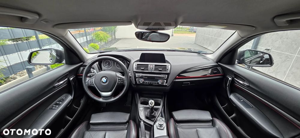 BMW Seria 1 116d Sport Line - 10