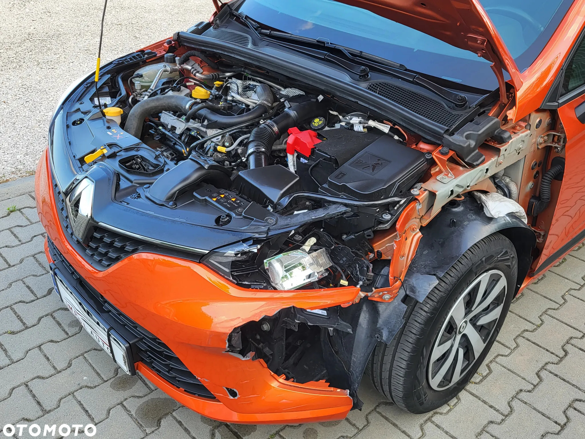 Renault Clio 1.0 TCe Equilibre - 32