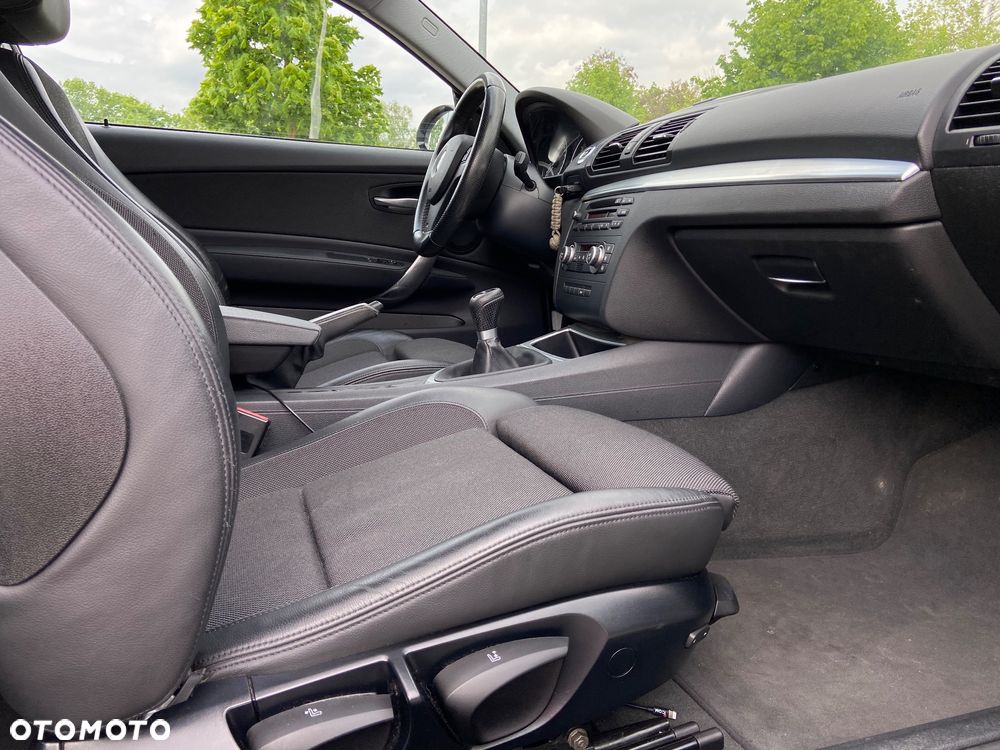 BMW Seria 1 - 18