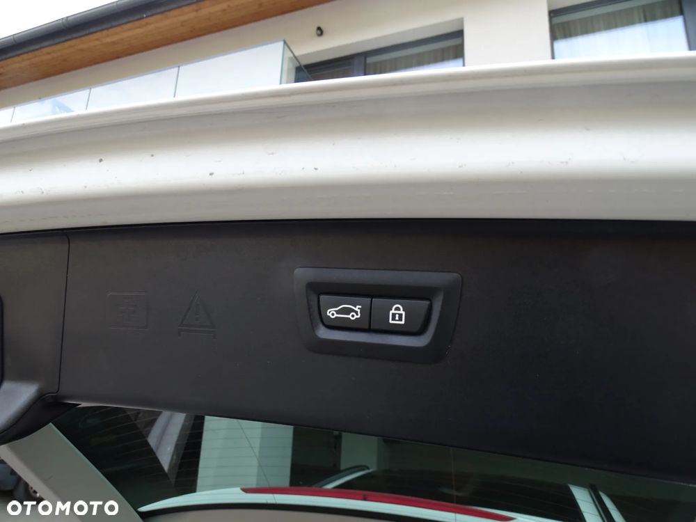 BMW Seria 5 530d xDrive Sport-Aut Luxury Line - 18