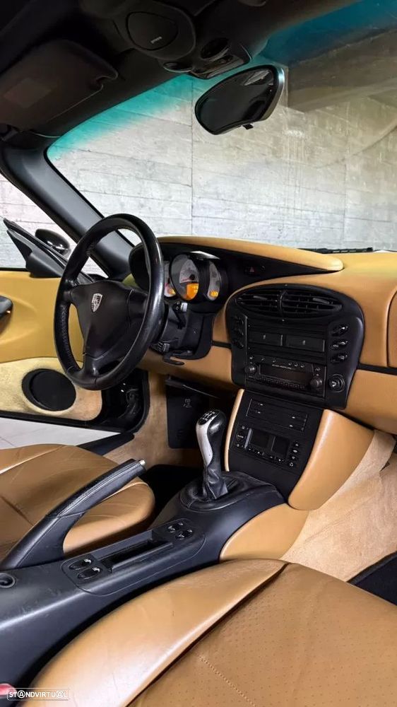 Porsche Boxster 2.7 - 12