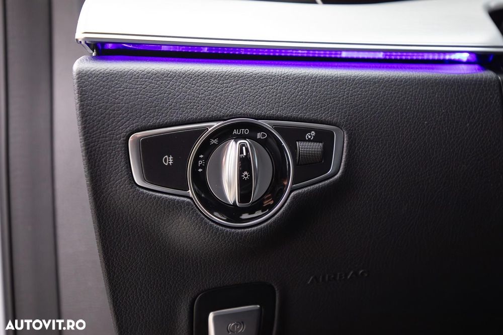 Mercedes-Benz E - 30