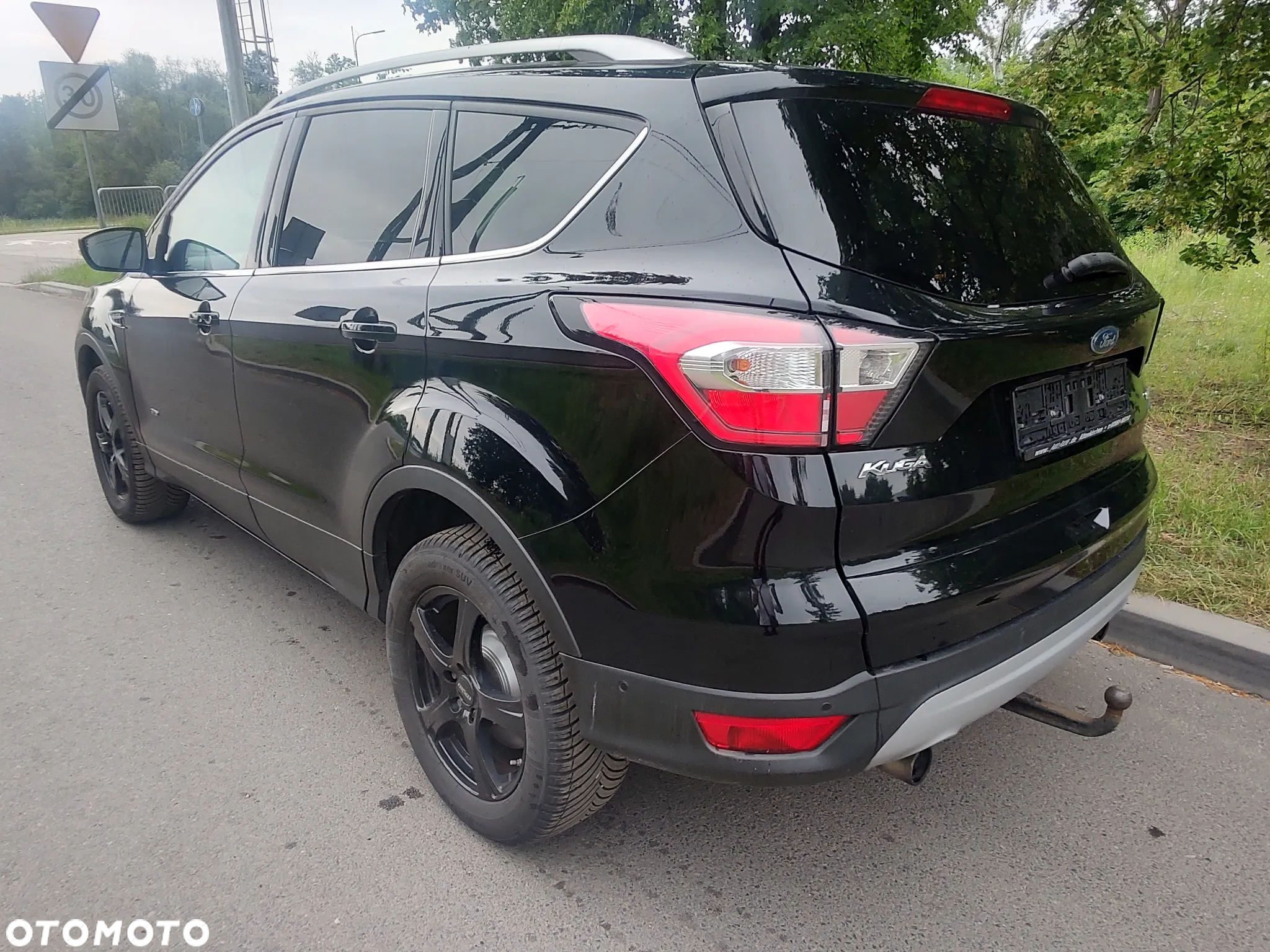 Ford Kuga 1.5 EcoBoost 4WD Titanium - 5