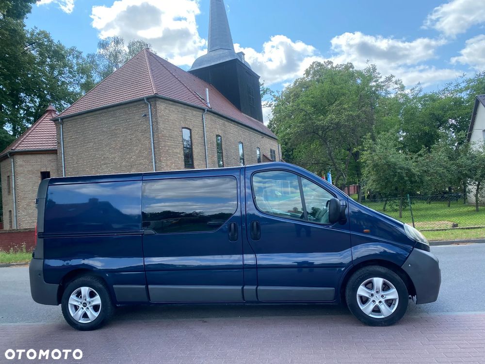 Opel Vivaro - 2