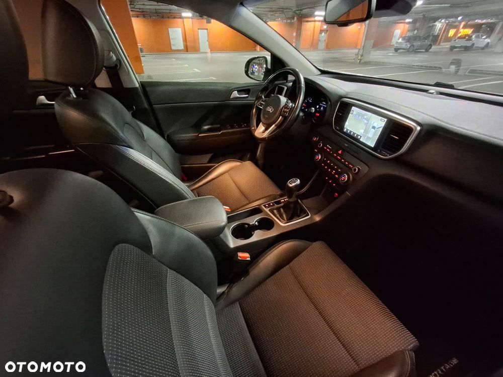 Kia Sportage 1.6 GDI L Business Line Plus 2WD - 30