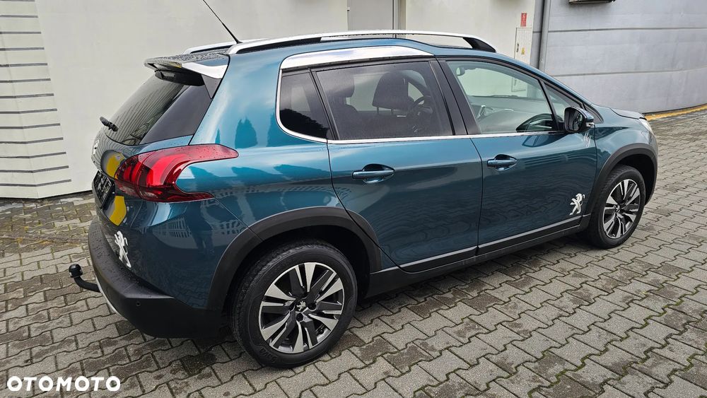 Peugeot 2008 BlueHDi 100 STOP & START Allure - 12