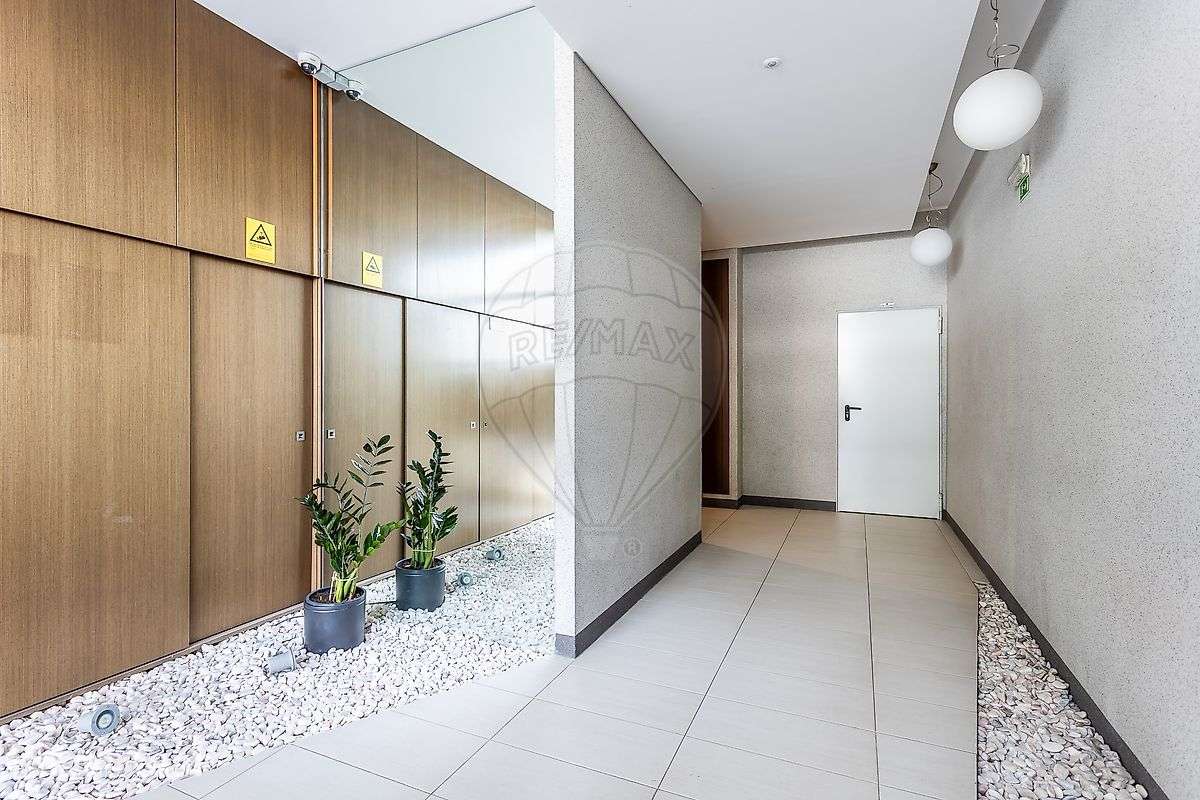 Apartamento T3 para arrendamento - Grande imagem: 2/36