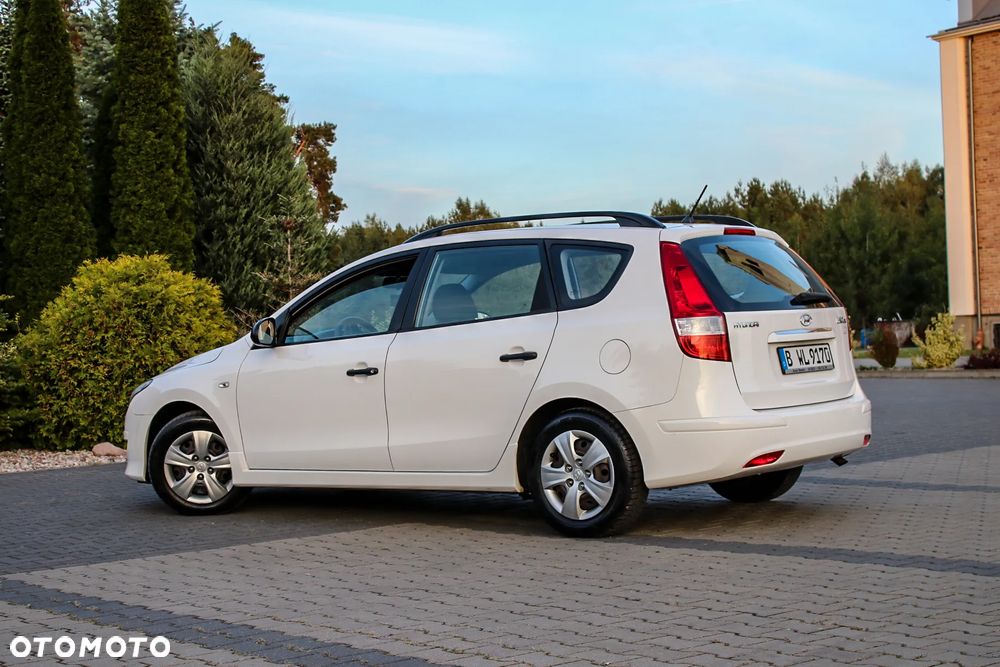 Hyundai i30 i30cw 1.4 Edition 20 - 7