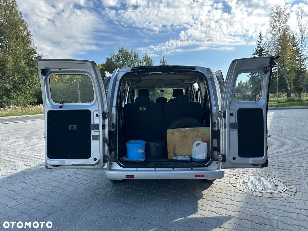 Nissan NV200 - 13