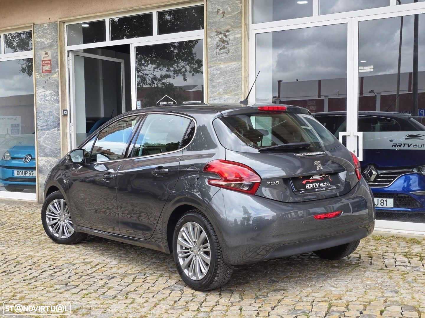 Peugeot 208 1.2 PureTech Allure EAT6 - 10