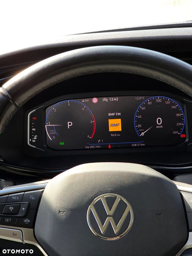 Volkswagen Caravelle 6.1 2.0 TDI L2 Highline DSG - 15