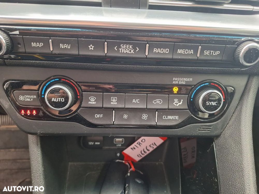 Kia Niro 1.6 GDI PHEV 2WD OPF Aut. Vision - 7