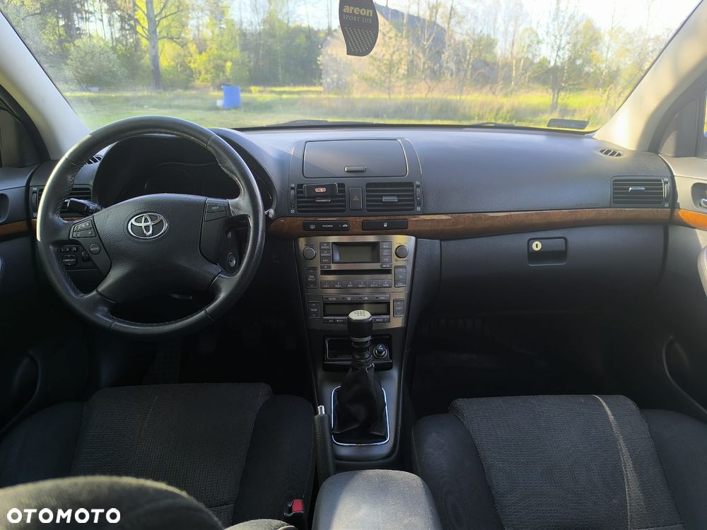 Toyota Avensis 2.0 D-4D Sol - 6