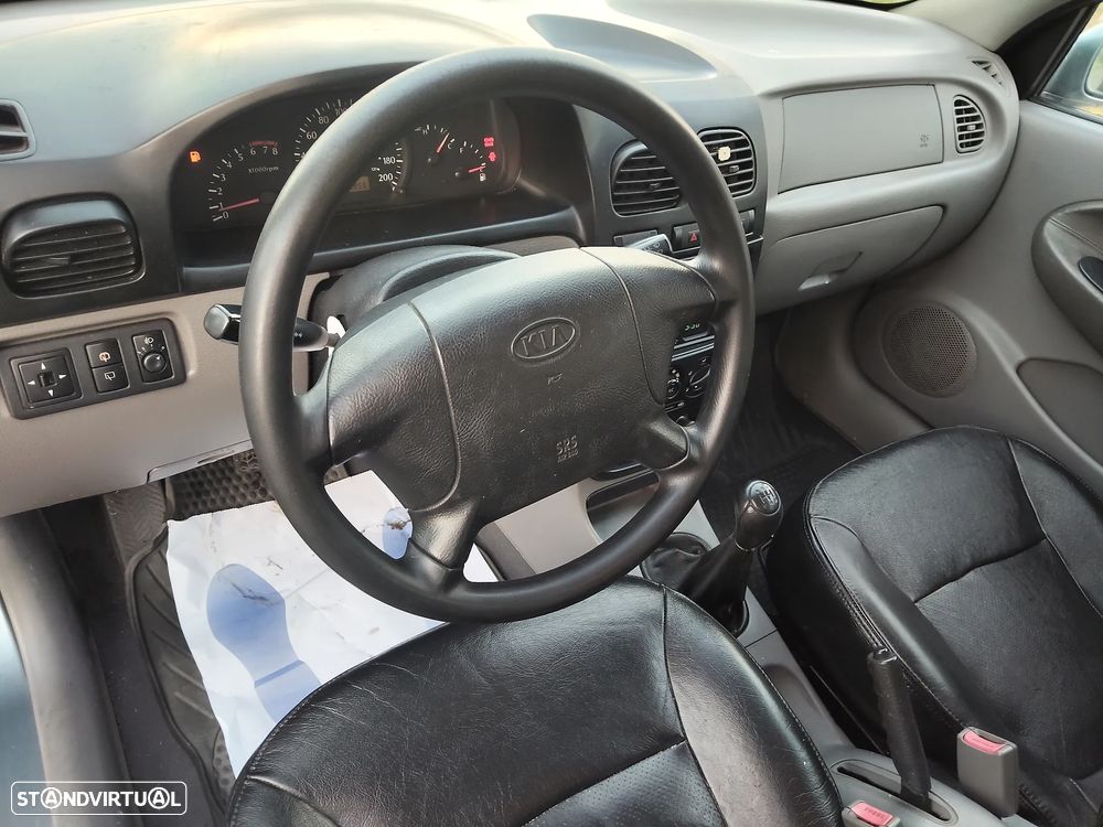 Kia Rio SW 1.3 LS - 8