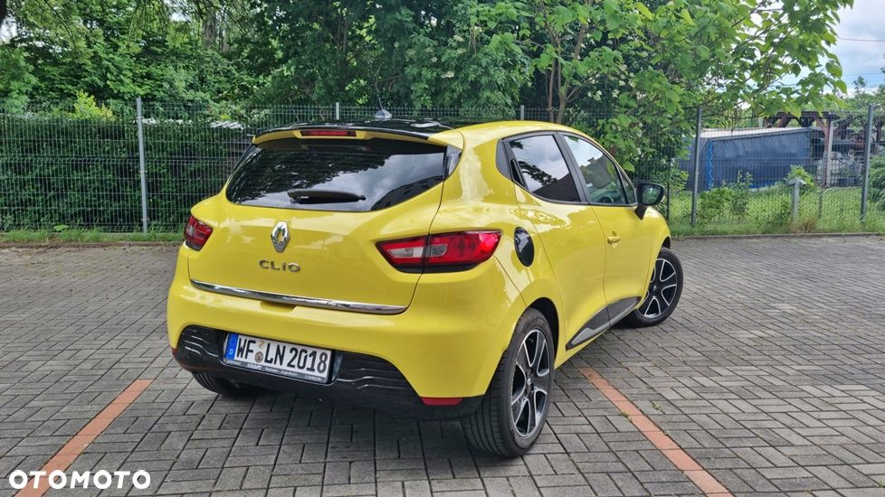 Renault Clio 1.2 16V 75 TomTom Edition - 8