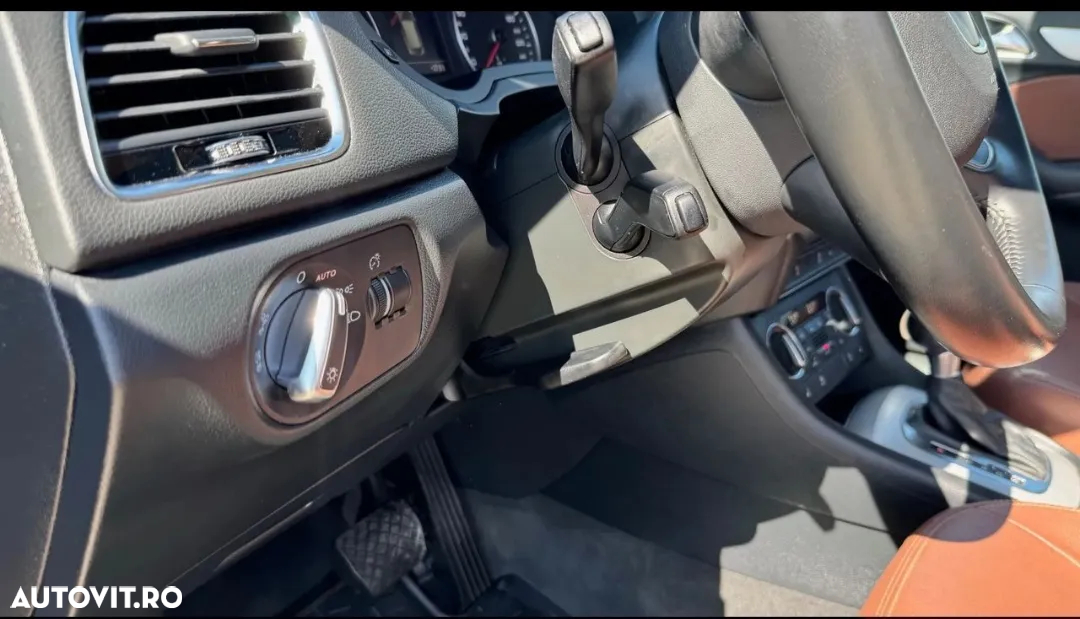 Audi Q3 2.0 TDI Quattro S tronic - 28