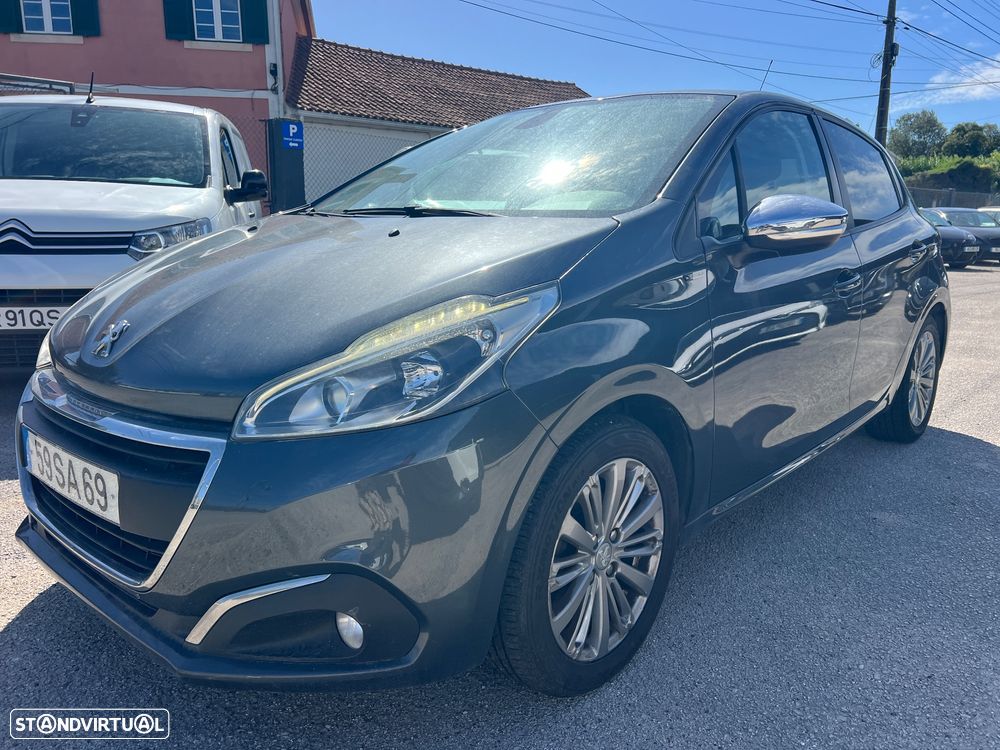 Peugeot 208 1.2 PureTech Style - 19