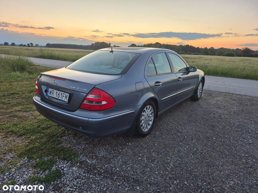 Mercedes-Benz Klasa E 200 Kompressor Elegance Sport Edition - 4
