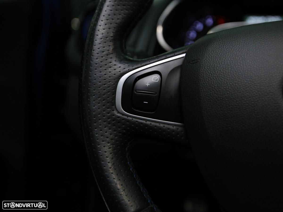 Renault Clio Sport Tourer 1.5 dCi GT Line - 18