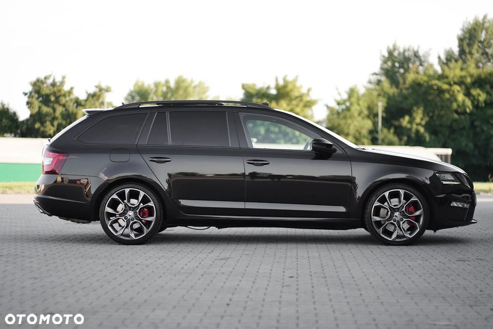 Skoda Octavia 2.0 TSI RS Challenge 245 DSG - 8