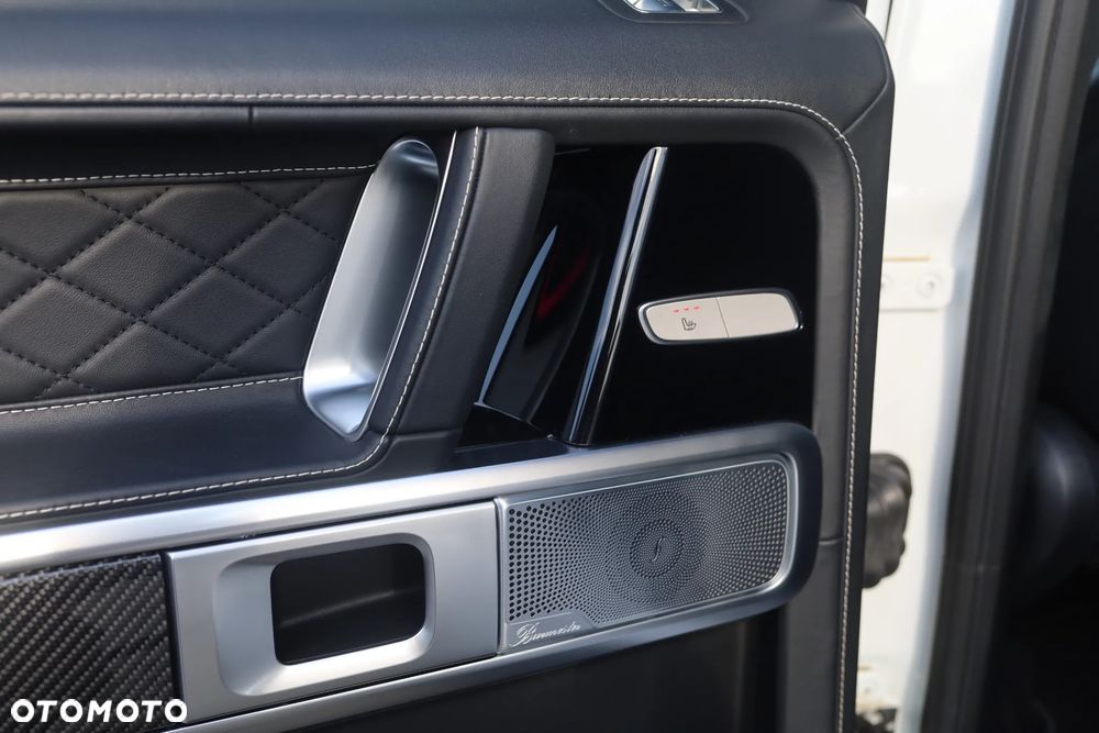 Mercedes-Benz Klasa G AMG 63 Stronger Than Time Edition - 30