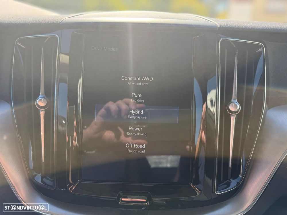 Volvo XC 60 2.0 T8 PHEV Momentum Plus AWD - 14