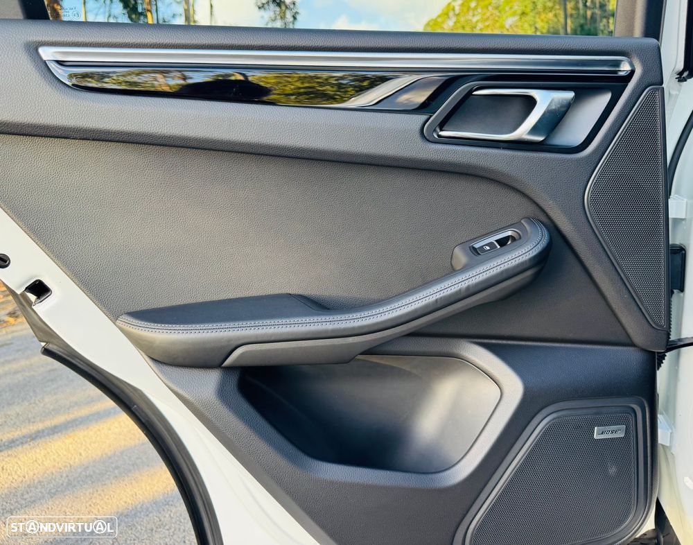 Porsche Macan S - 51