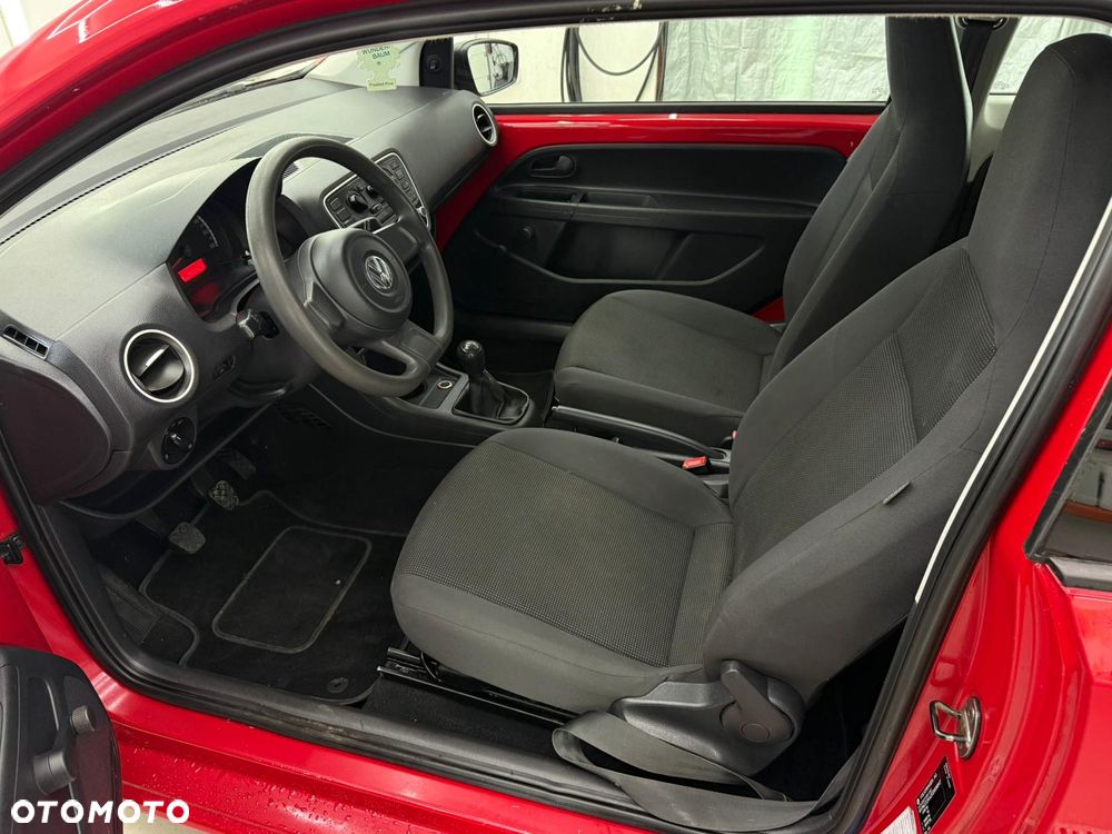 Volkswagen up! - 6