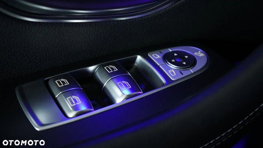 Mercedes-Benz Klasa E 450 4Matic 9G-TRONIC Night Edition - 16