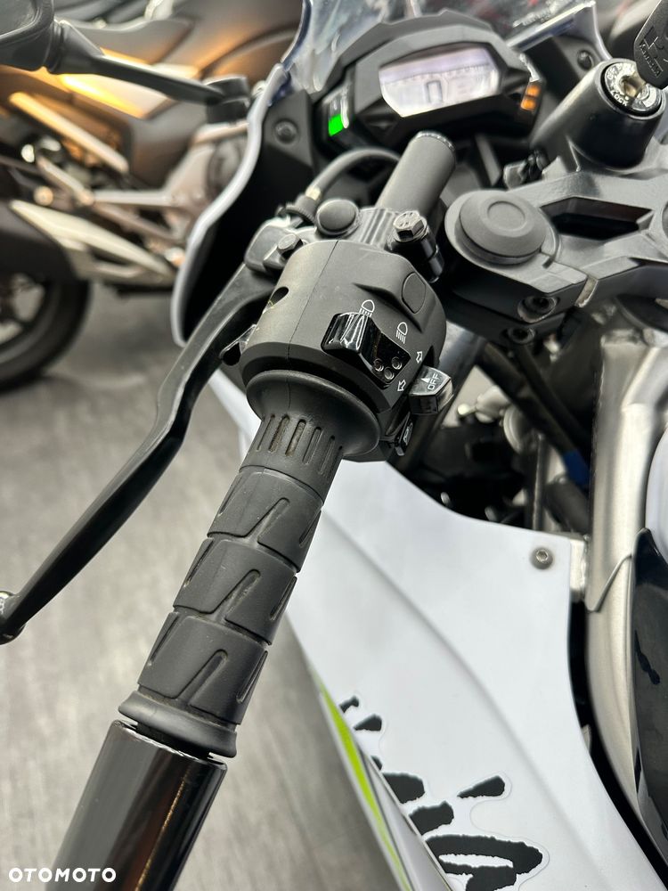 Kawasaki Ninja - 26
