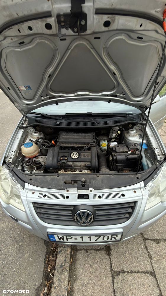 Volkswagen Polo 1.4 16V Comfortline - 7
