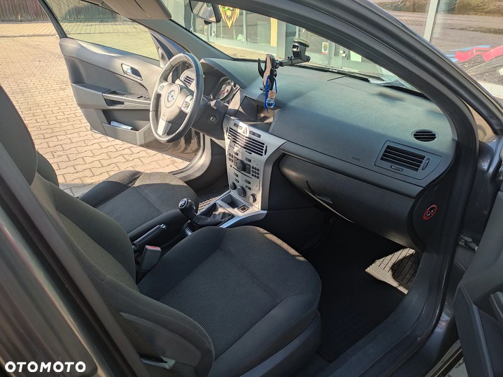 Opel Astra 1.6 - 5