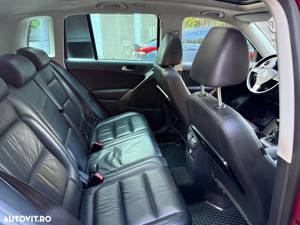 Volkswagen Tiguan - 10