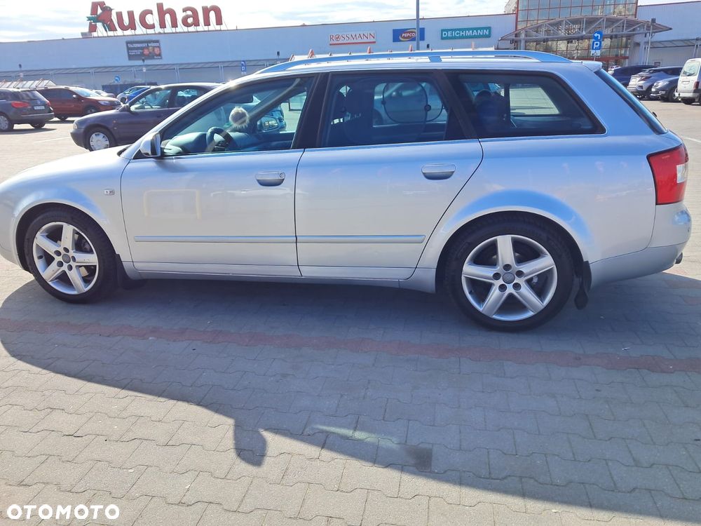 Audi A4 Avant - 5
