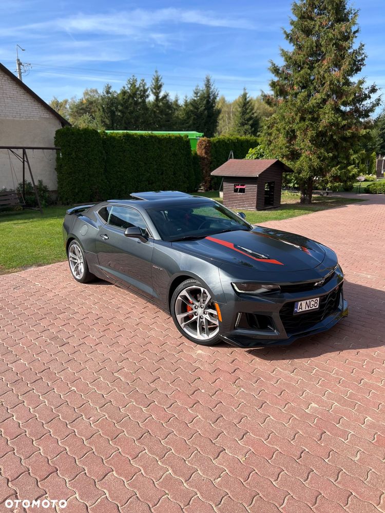 Chevrolet Camaro - 12