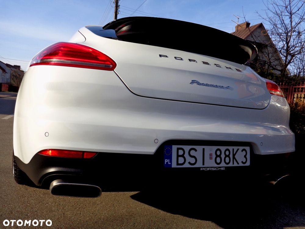 Porsche Panamera 4 PDK Edition - 5
