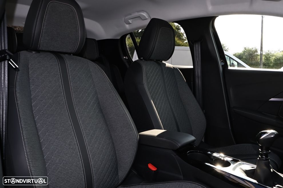Peugeot 208 1.2 PureTech Allure - 10