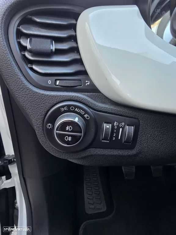 Fiat 500X 1.6 MJ Lounge S&S - 16