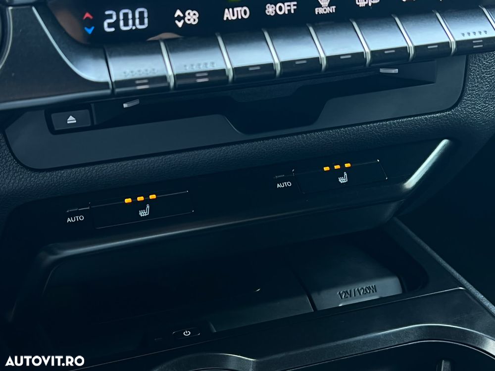 Lexus UX 250h (E-FOUR) Executive Line - 29