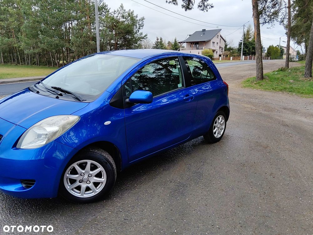 Toyota Yaris 1.0 Terra - 8