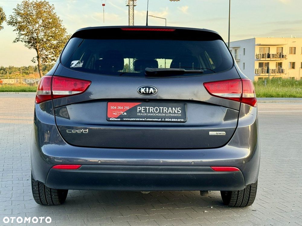 Kia Ceed 1.6 CRDi 136 ISG Platinum Edition - 10