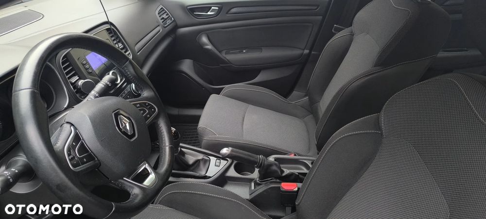 Renault Megane - 11