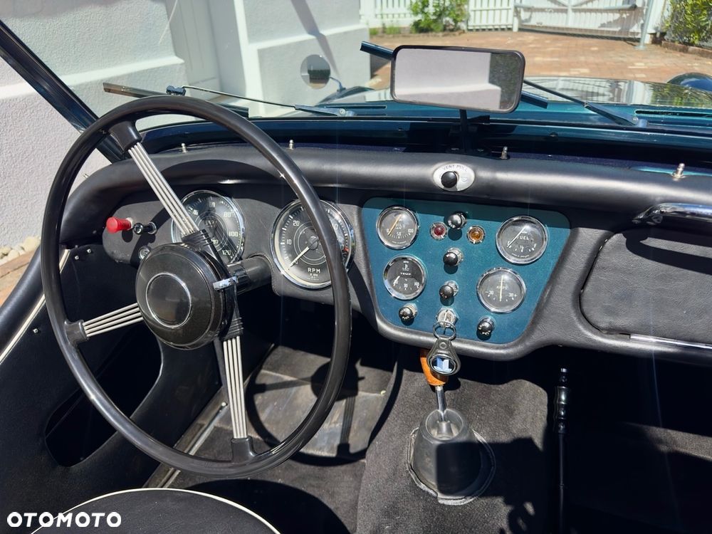 Triumph TR3 - 6