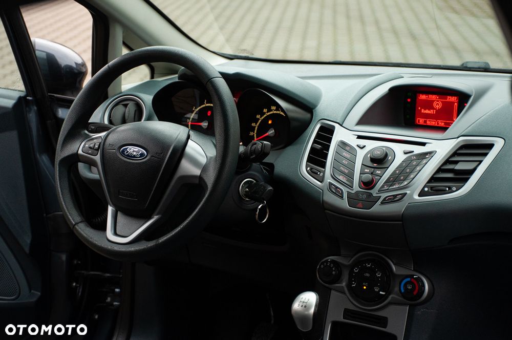 Ford Fiesta 1.4 Champions Edition - 22