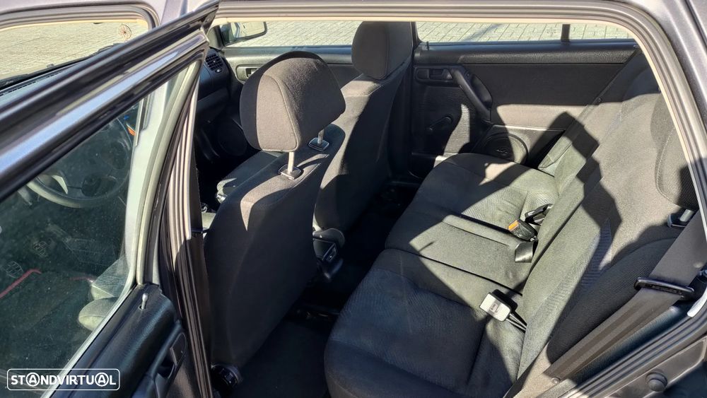 VW Golf 1.9 TD GL - 13